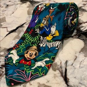 Mickey, Inc tie jungle silk Donald Goofy